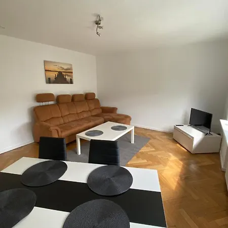 Wohnung Fuer Handwerker Und Monteure * 뤼베크
